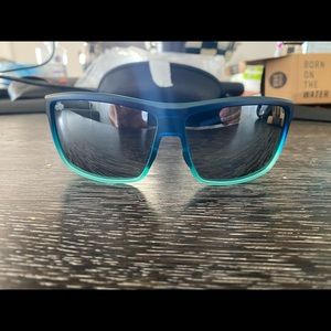 Costa Rinconcito Men’s Polarized Sunglasses